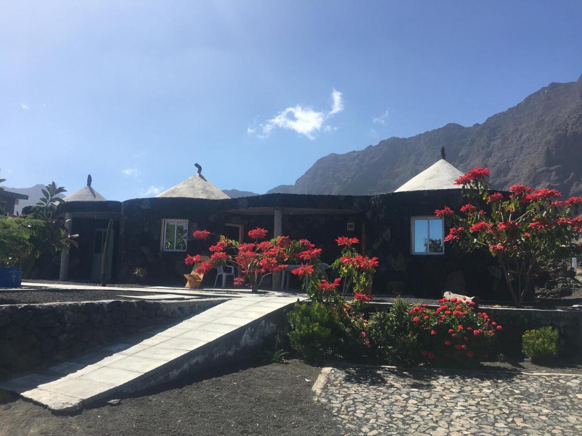Casa Helena Hotel Portela Exterior photo